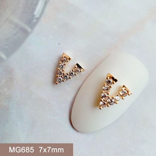 MG685  10pcs/lot Valentino Nail Art