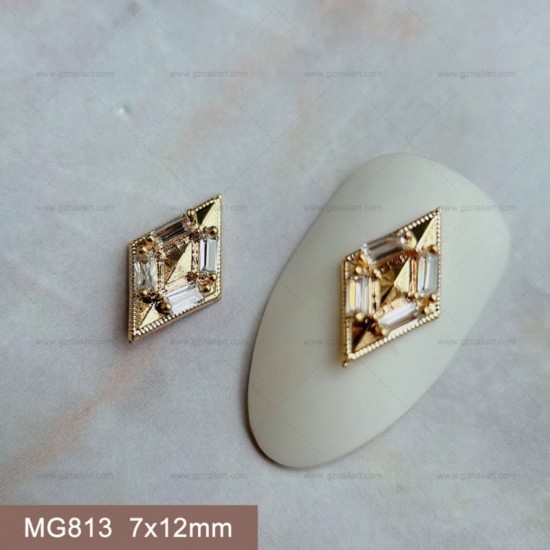 MG813  10pcs/lot Zircon Nail Art